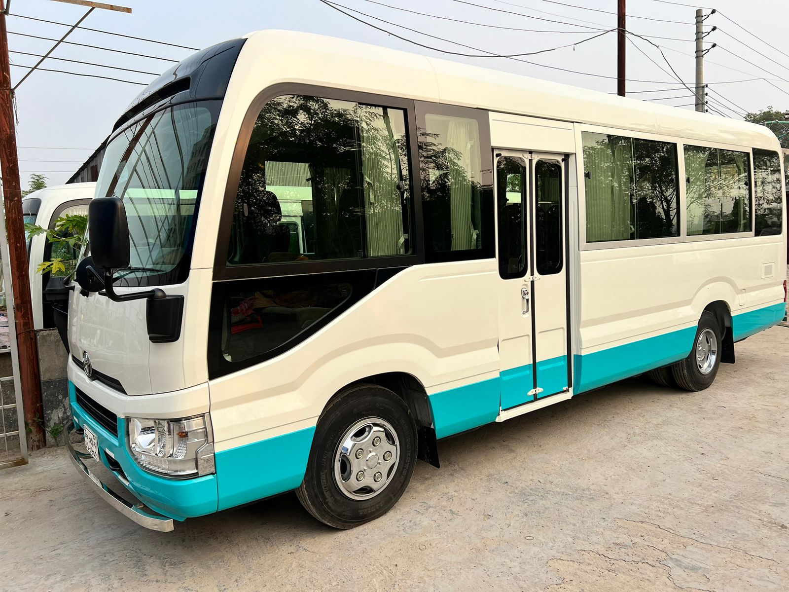 Luxury AC Bus